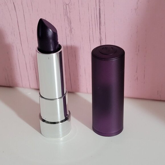 ESSENCE matt matt matt lipstick - Shade 11 Vibrant Shock Purple NEW - Picture 4 of 9
